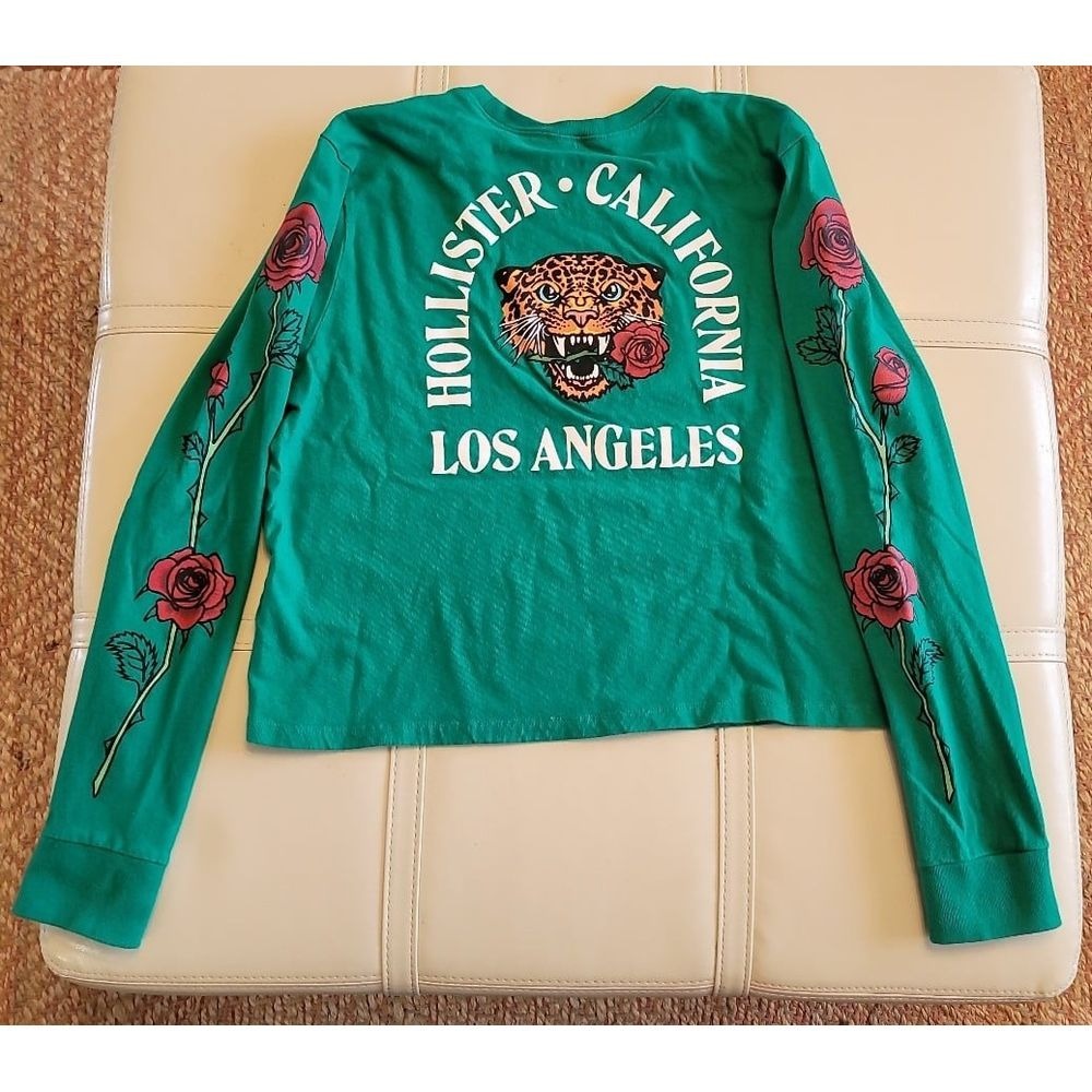 Hollister Long‎ Sleeve Cheetah Los Angeles with Roses down the sleeves small